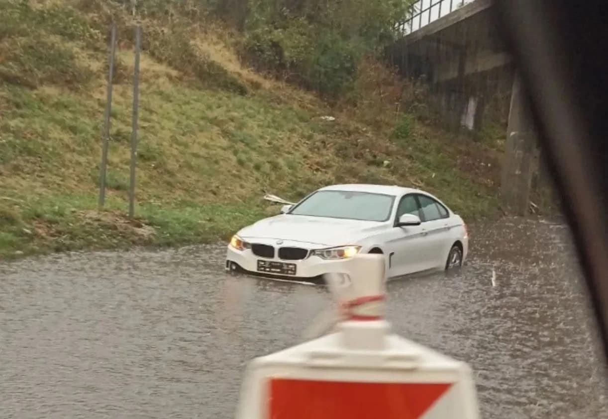 Obilne kiše stvorile su problem na ulazu u Mostar