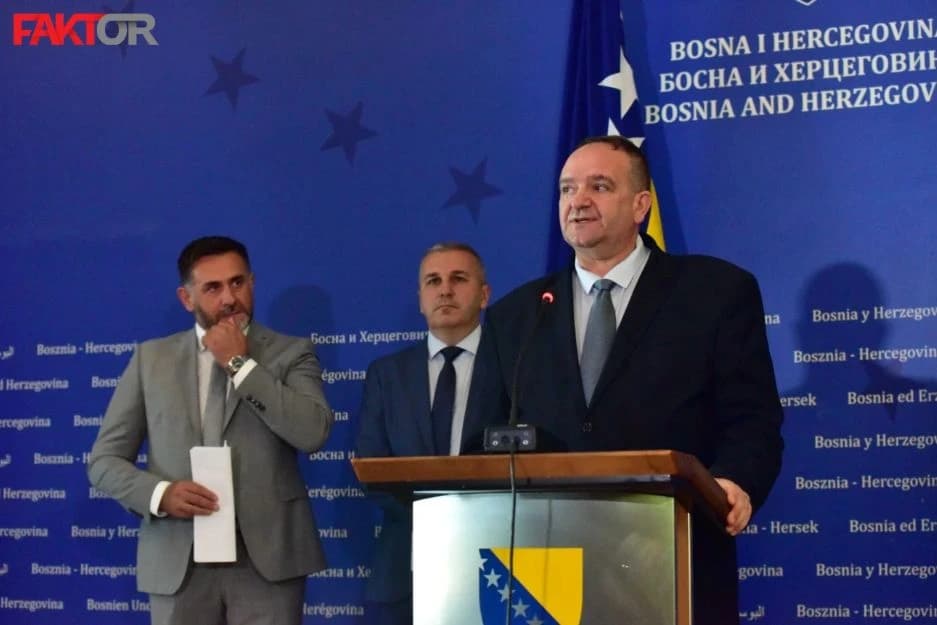 S press konferencije