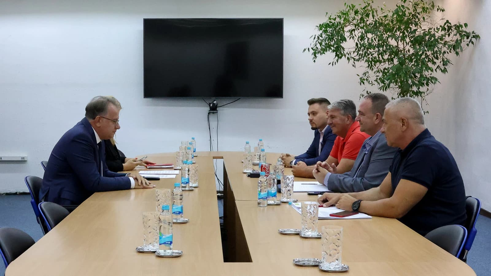 Sastanak Nikšića s predstavnicima Konzorcija Logistika BiH