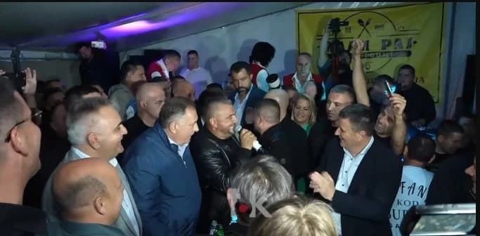 Dodik, Đajić i Minić uživaju uz pjesmu