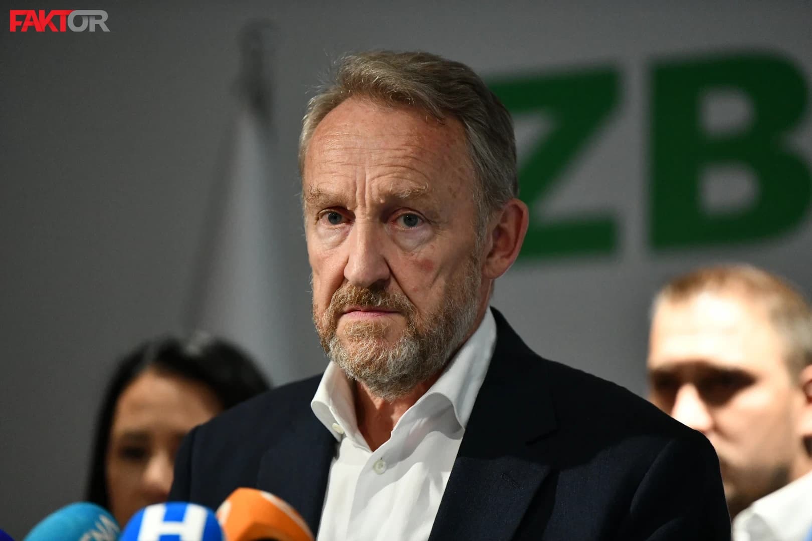Bakir Izetbegović
