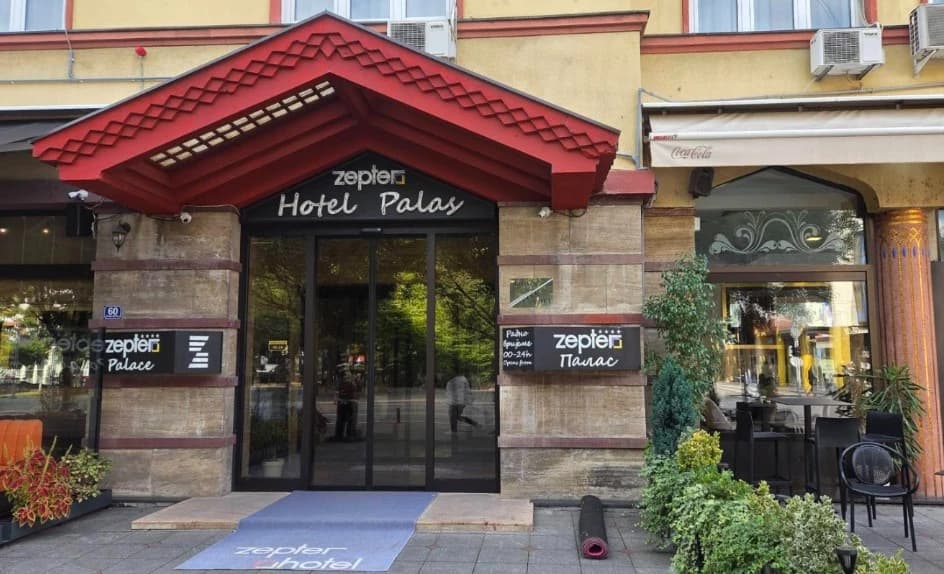 Gosti hotela evakuirani