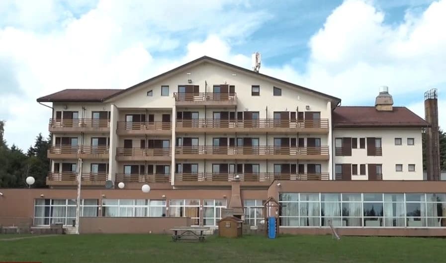 Hotel Monument na Kozari
