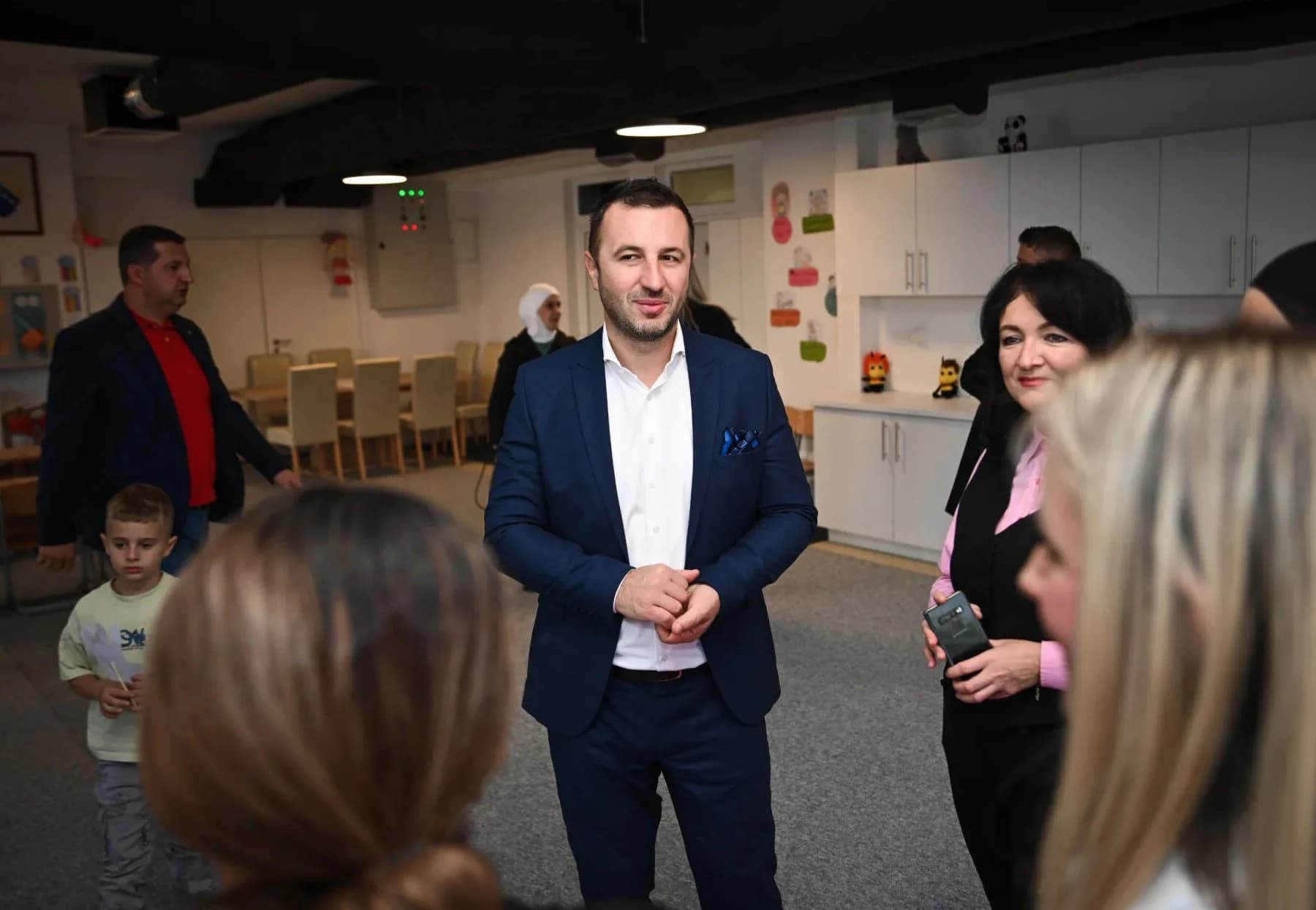 OŠ „Umihana Čuvidina“ nove prostorije za produženi boravak djece, mjesto za druženje i učenje