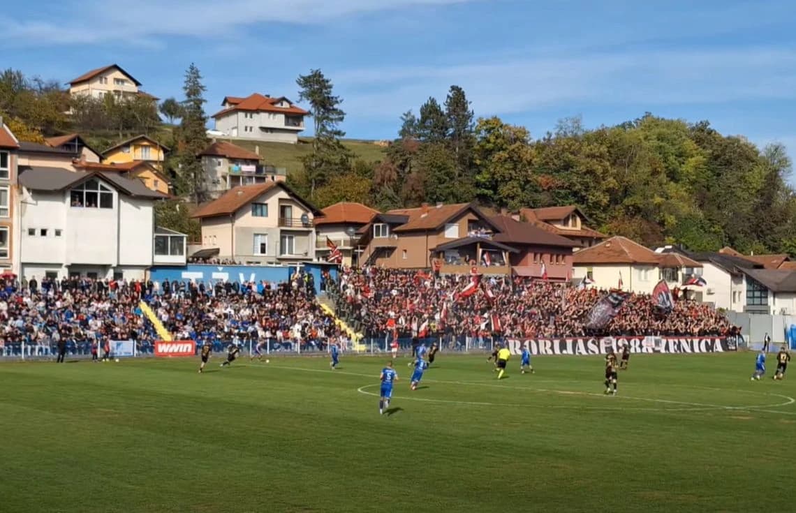 Pune tribine na derbiju 9. kola Prve lige FBiH