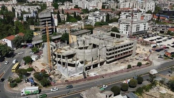 Gradilište Hrvatskog narodnog kazališta u Mostaru