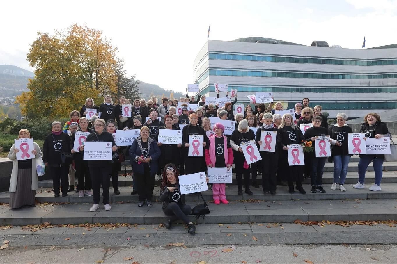 Sa subotnje protestne šetnje žena oboljelih od karcinoma dojke