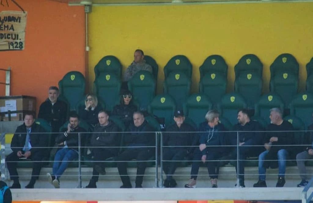 Mamić i Alimanović u gornjem redu, čelnici Želje u donjem sa čelnicima Stupčanice