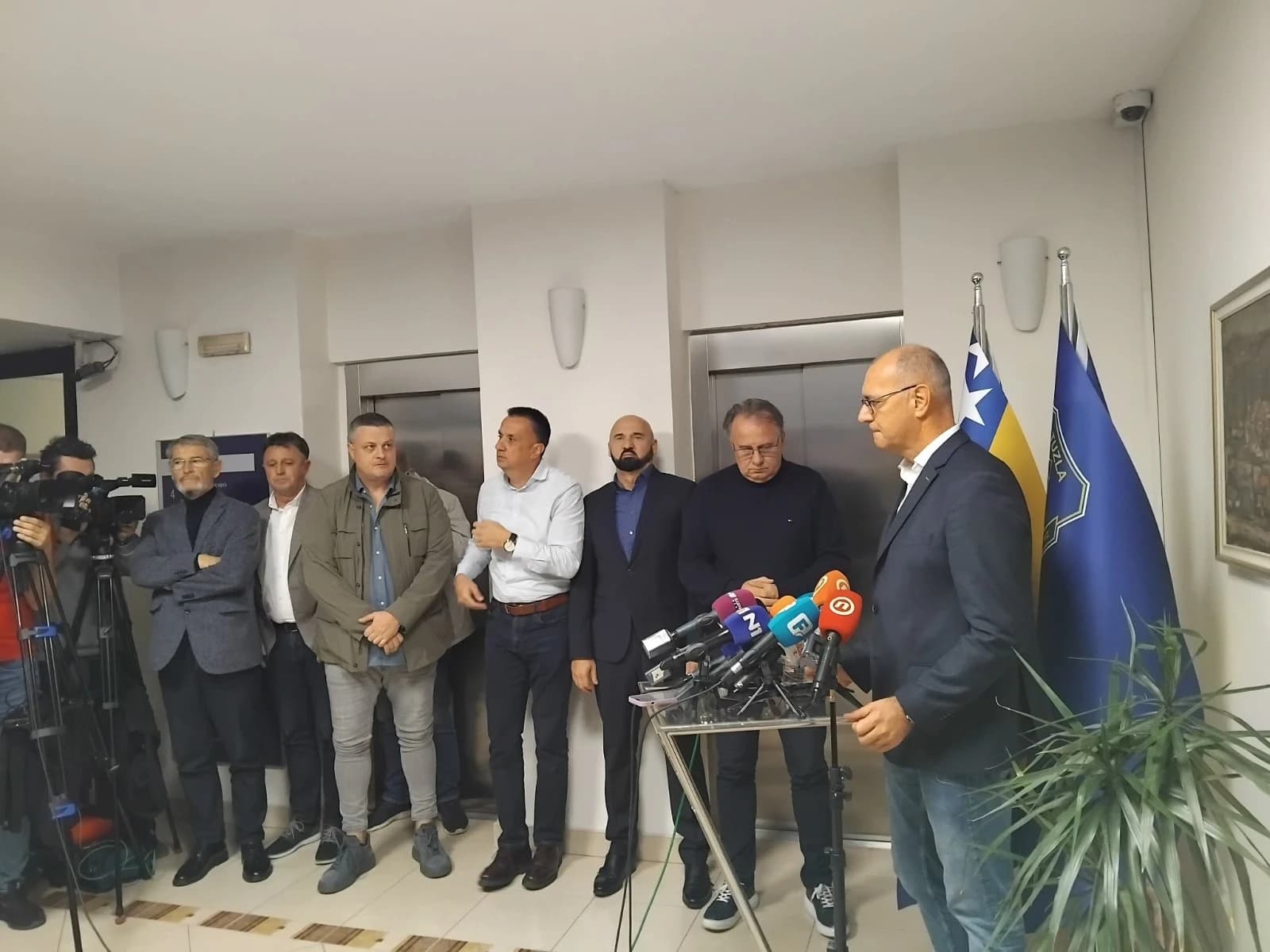 Lugavić pred novinarima