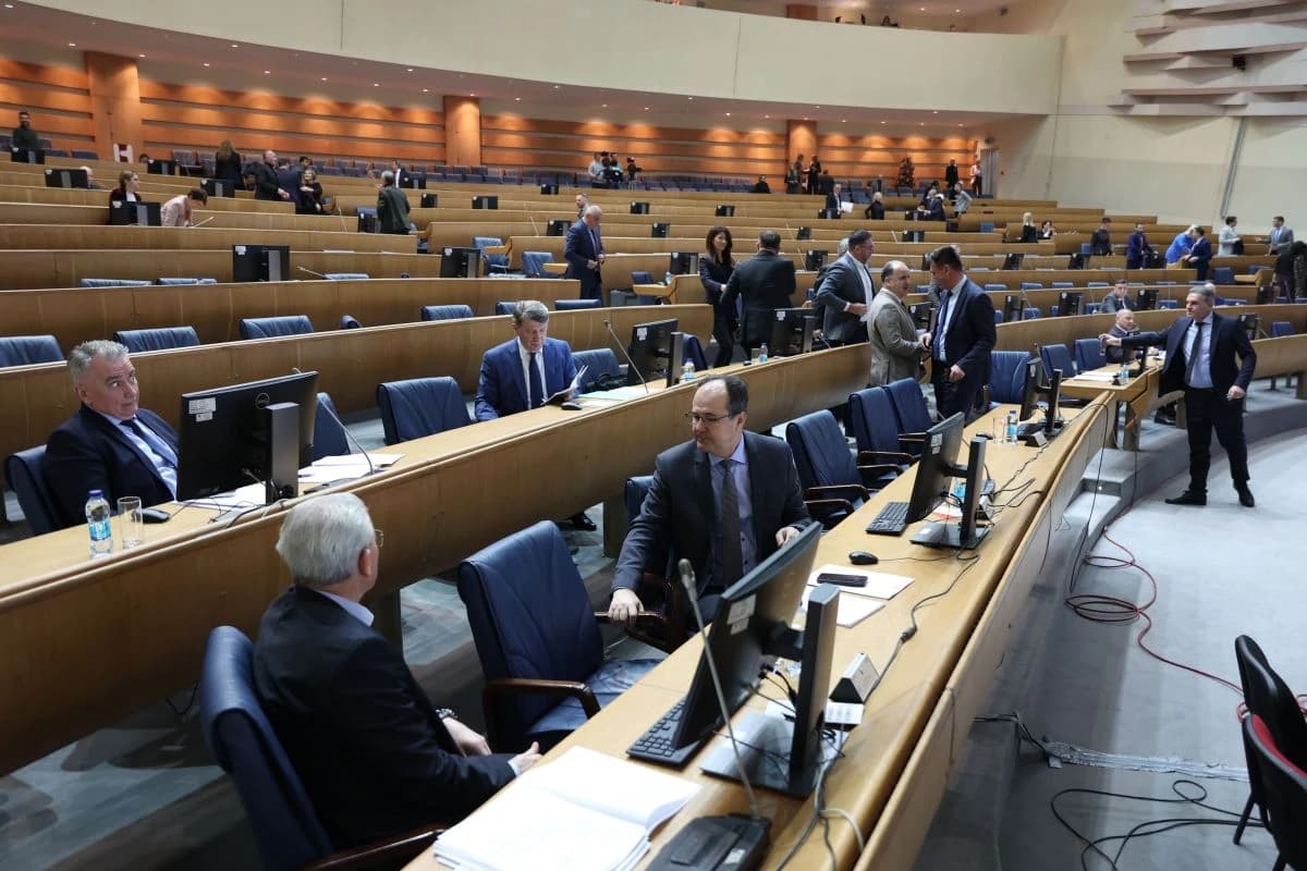 Zajedničku sjednicu pokušali održati 5. februara