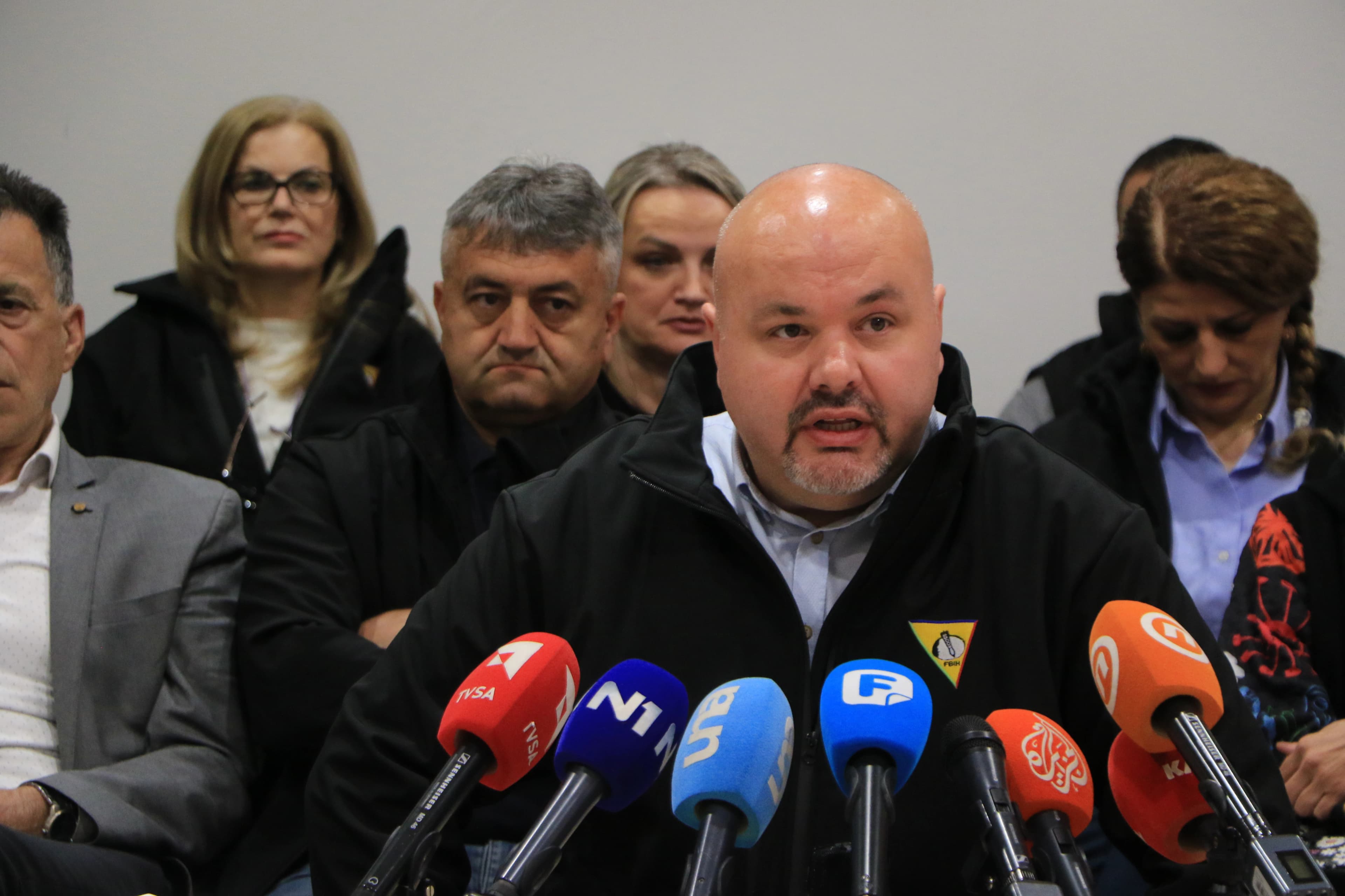 Dopis upućen premijeru Uku i Ministarstvu: Tražimo poništenje javnog konkursa za prijem radnika u osnovnim školama