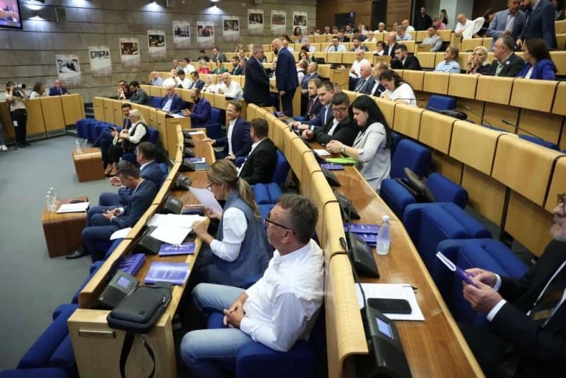 POSKOK nije protiv rasprave o "Spengavanju" u Parlamentu, zastupnici: Treba govoriti, hoće li vlast oboriti dnevni red