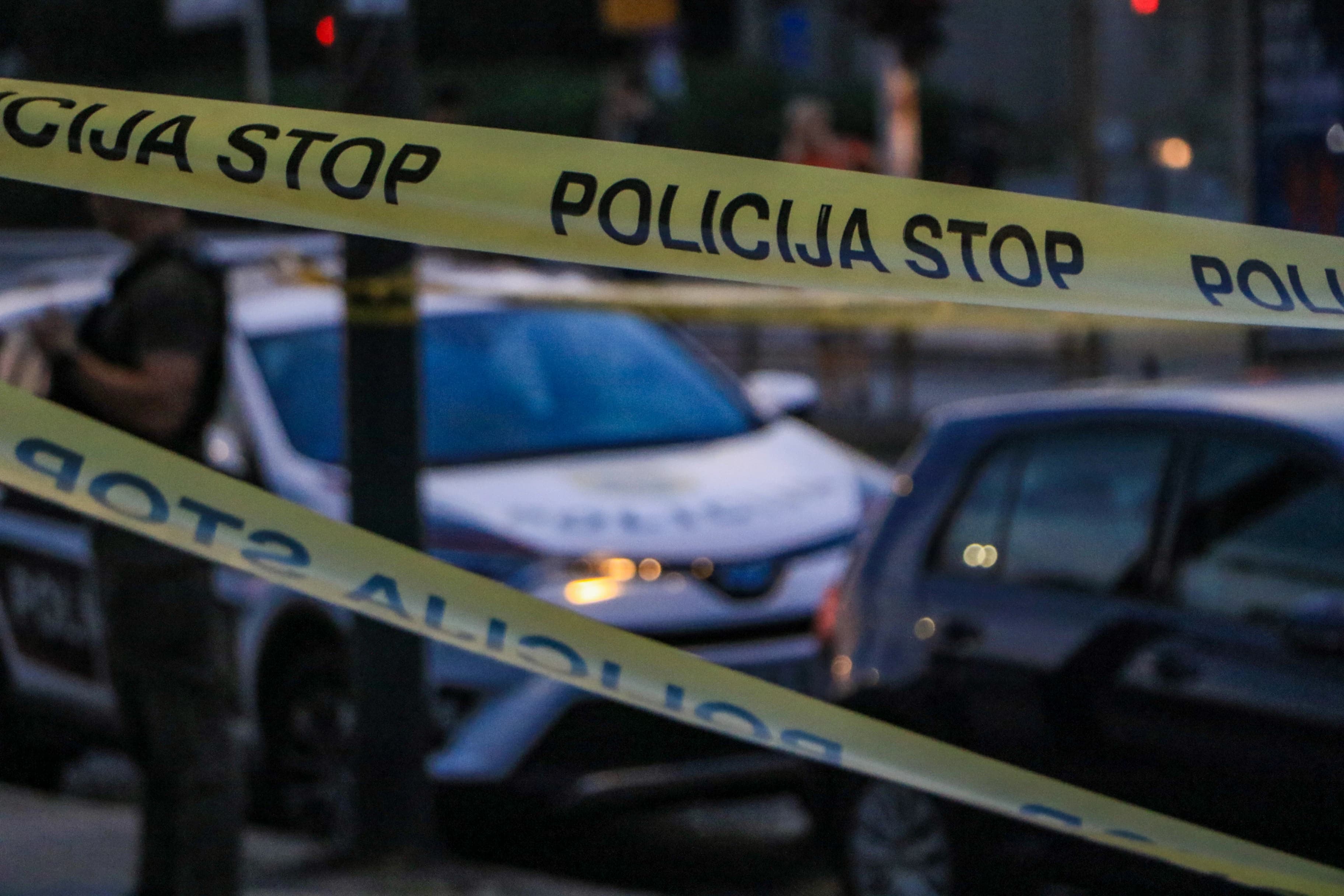 Dva policajca MUP-a KS prijavljena za propuste tokom intervencije nakon što je pretučena Nives Arnautović