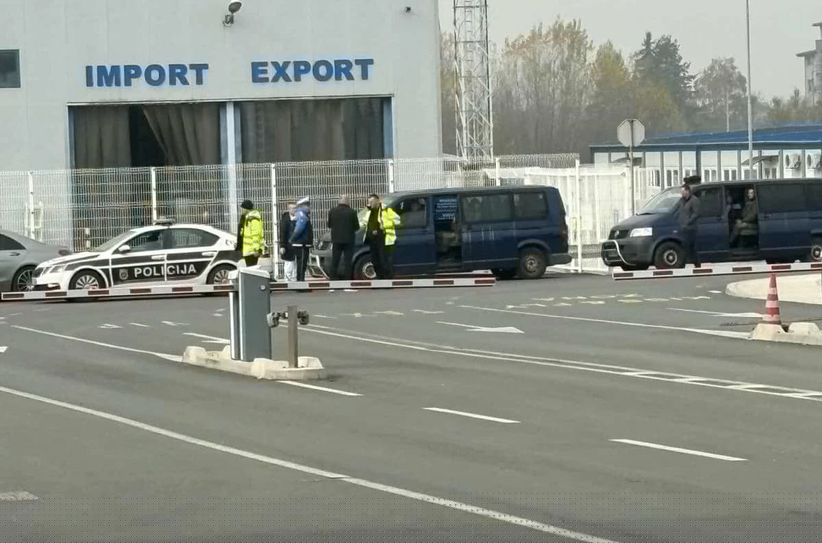 Određene mjere zabrane u aferi na Aerodromu Sarajevo: Ramezić, Mešak, Matić i Mahmutović privremeno udaljeni s funkcija