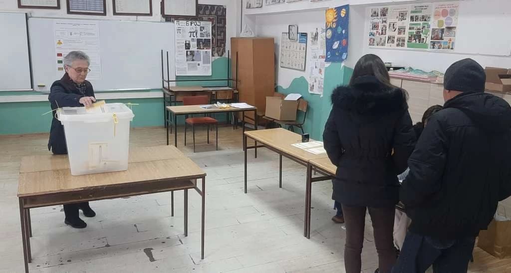 CIK naredio ponovno brojanje glasova na 51 biralištu u RS-u, mnogi glasali bez ličnih dokumenata
