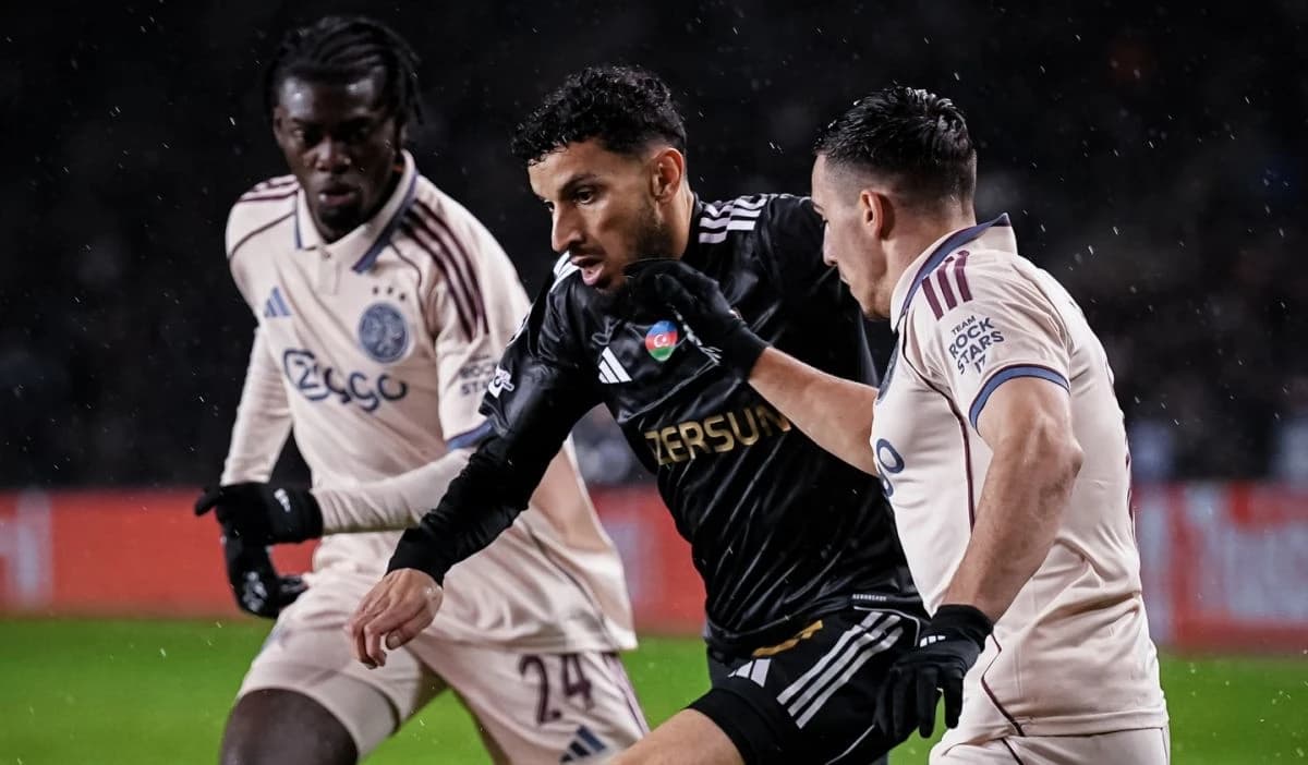 Ajax slavio nakon preokreta u Bakuu