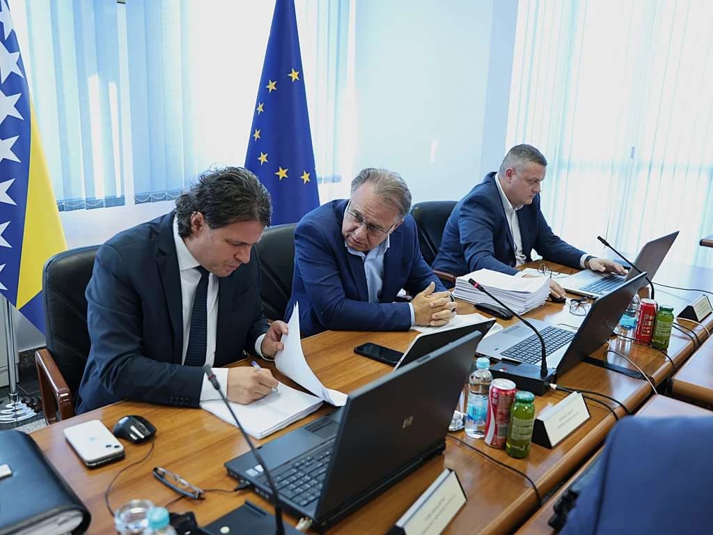 Vlada FBiH utvrdila listu za oktobar: Skoro četiri miliona KM pomoći poslodavcima i obrtima