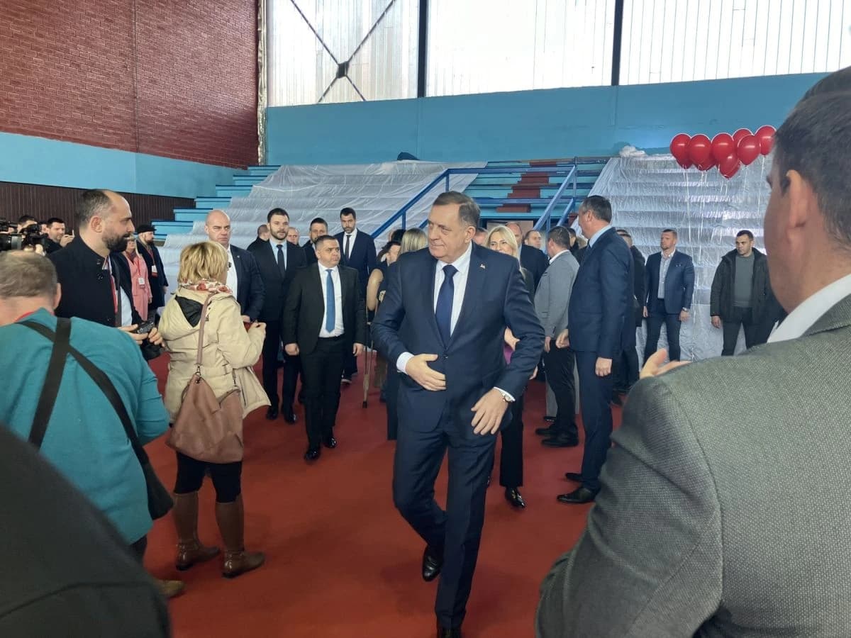 Dodik ostaje predsjednik SNSD-a jer nije bilo žalbi na rješenje suda u Banjoj Luci