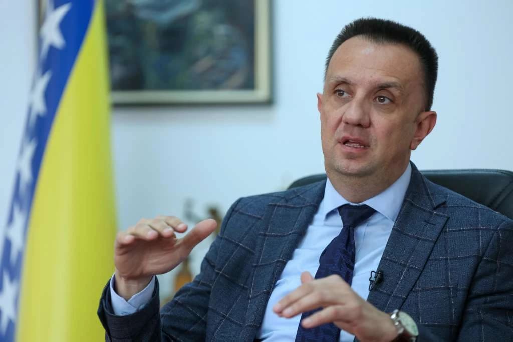 Vedran Lakić