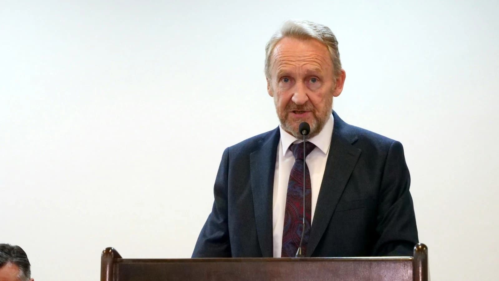 Izetbegović: Godine su proćerdane, nisu ih pojeli skakavci nego ambiciozni, a pri tome nesposobni političari
