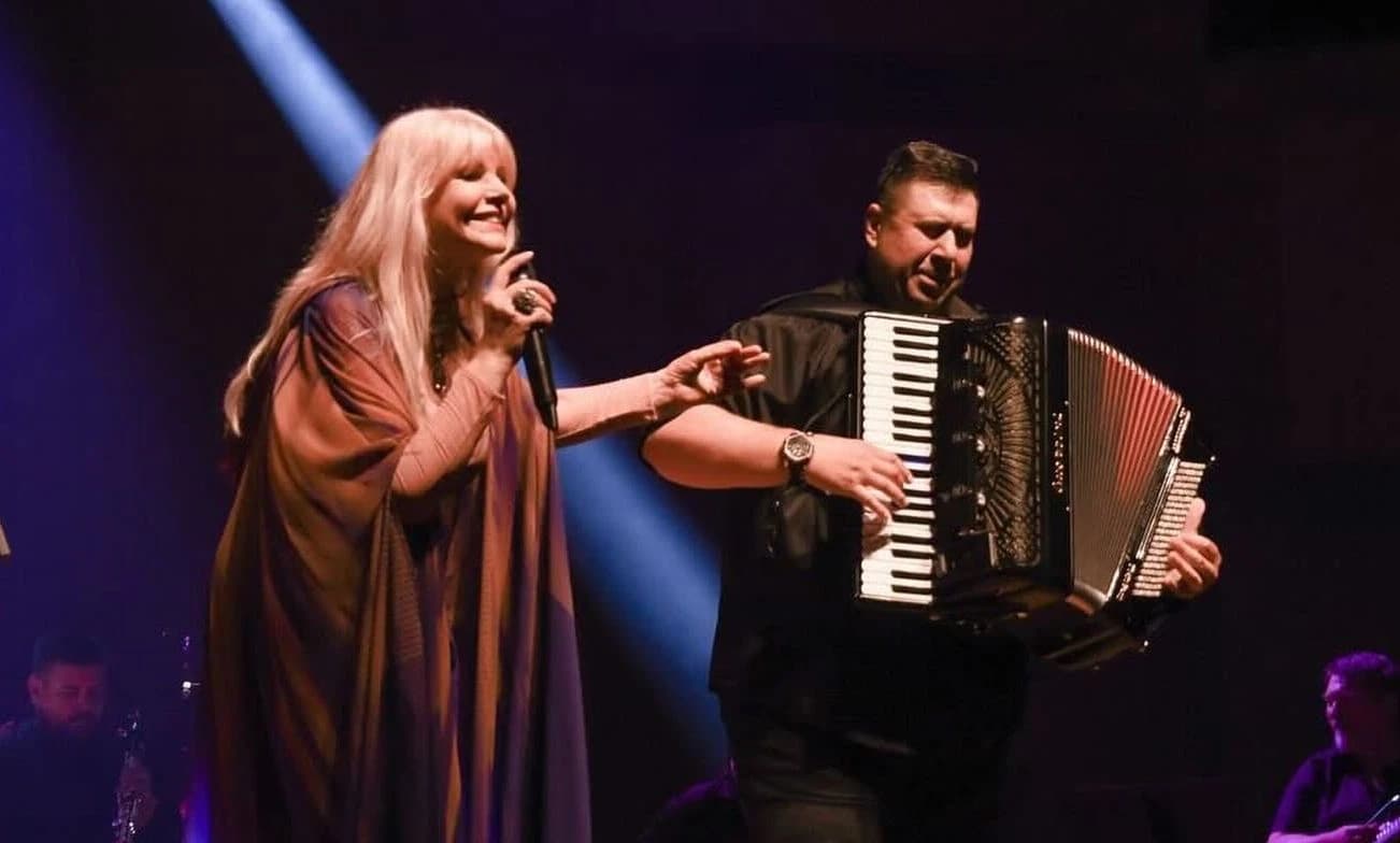 Oglasila se Hanka Paldum nakon pogibije harmonikaša Samira Hodžića: Bio si duša benda, oslonac, brat...