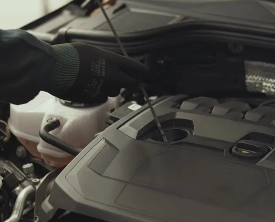 Najskuplji kvar na automobilu počinje tiho: Zašto motor propada iako redovno mijenjate ulje