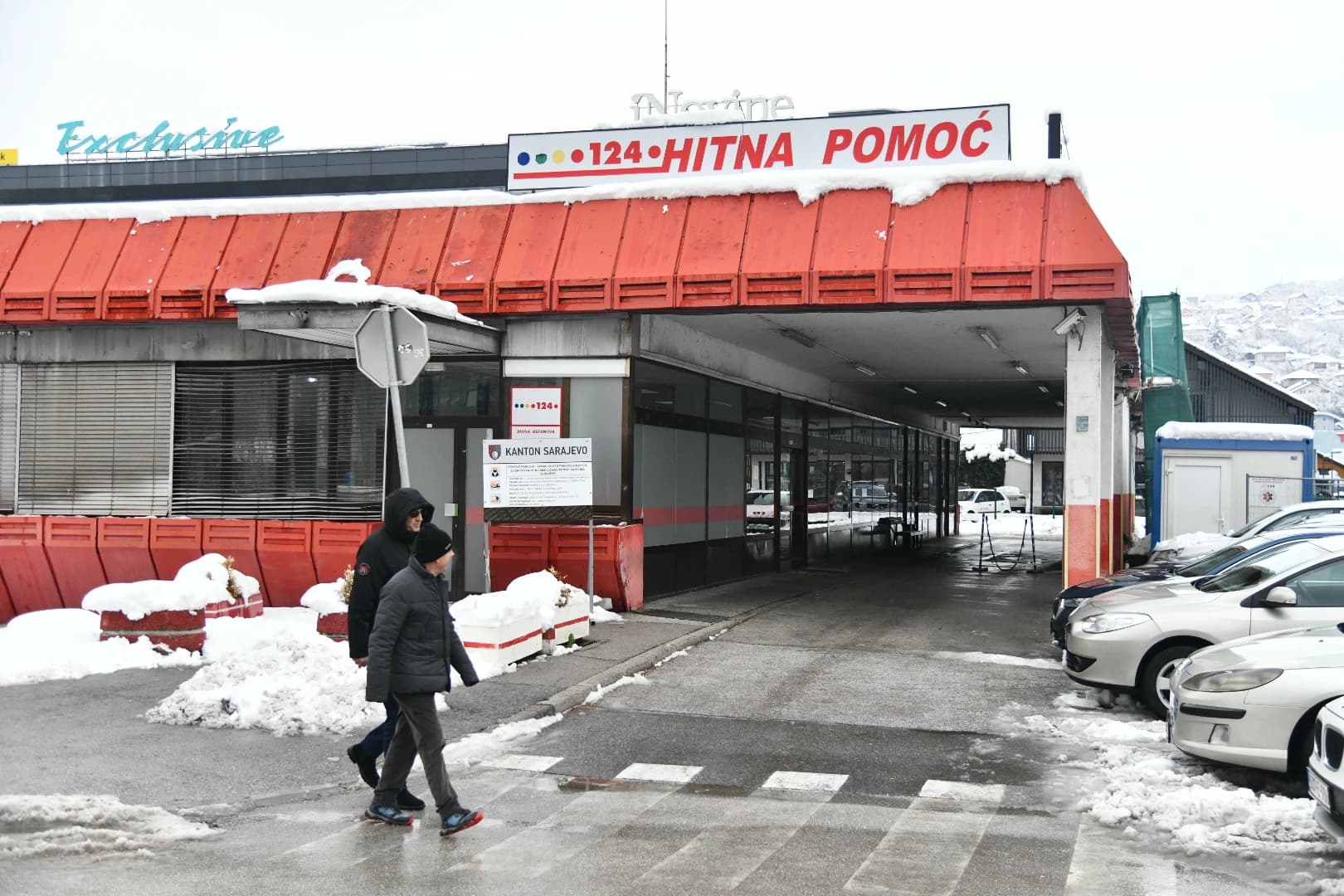 Padovi na ledu: Zbog ozbiljnih povreda iz Hitne pomoći KS proteklih dana 309 osoba uputili u KCUS i Opću bolnicu