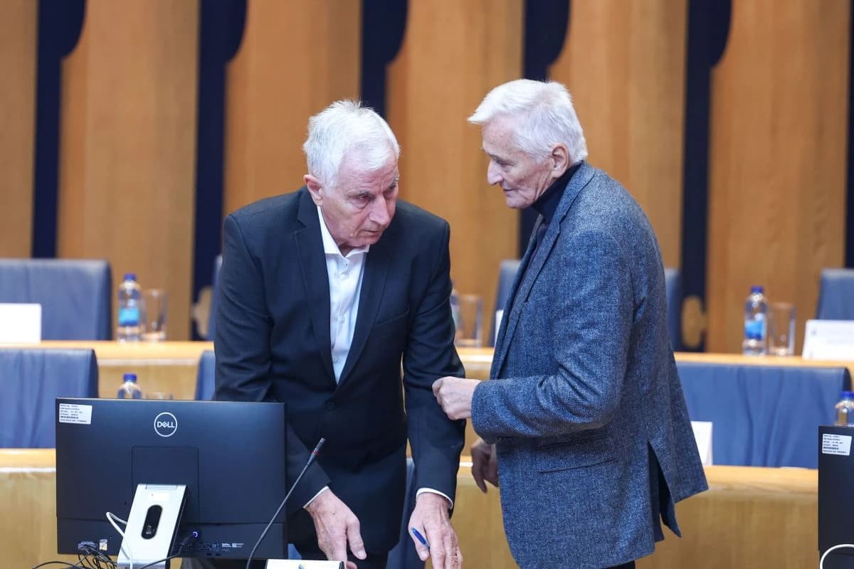 Sredoje Nović i Nikola Špirić (SNSD)