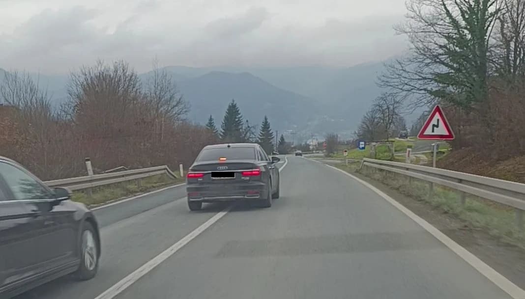 Službeno vozilo