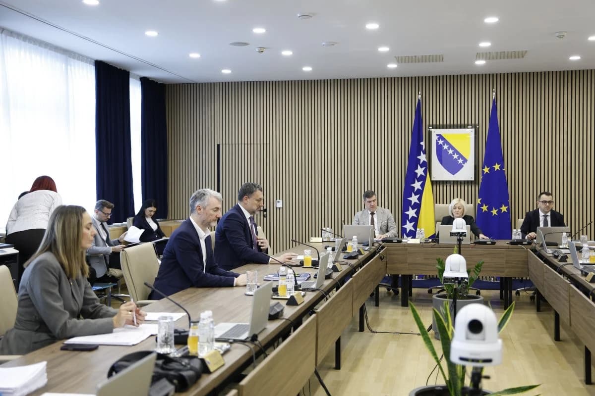 Sa današnje sjednice
