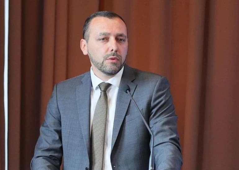Sedin Mešinović