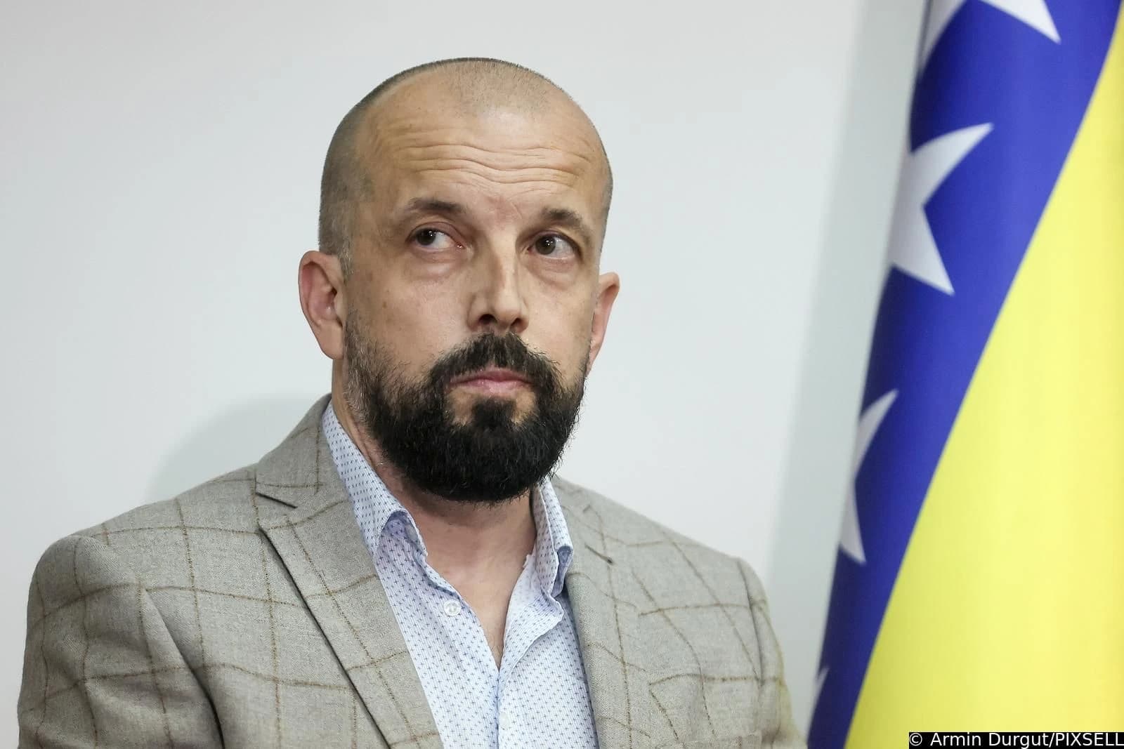 Barbarić: Iz različitih centara moći dobijam signale, otići ću ukoliko se to nastavi