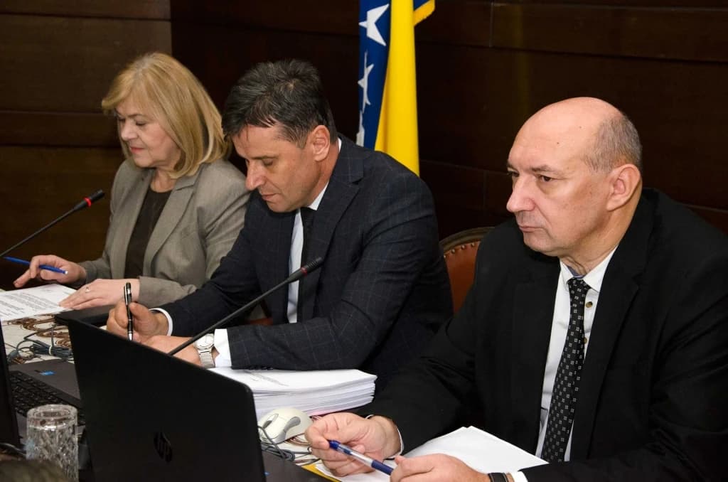 Jelka Milićević, Fadil Novalić i Vesko Drljača 