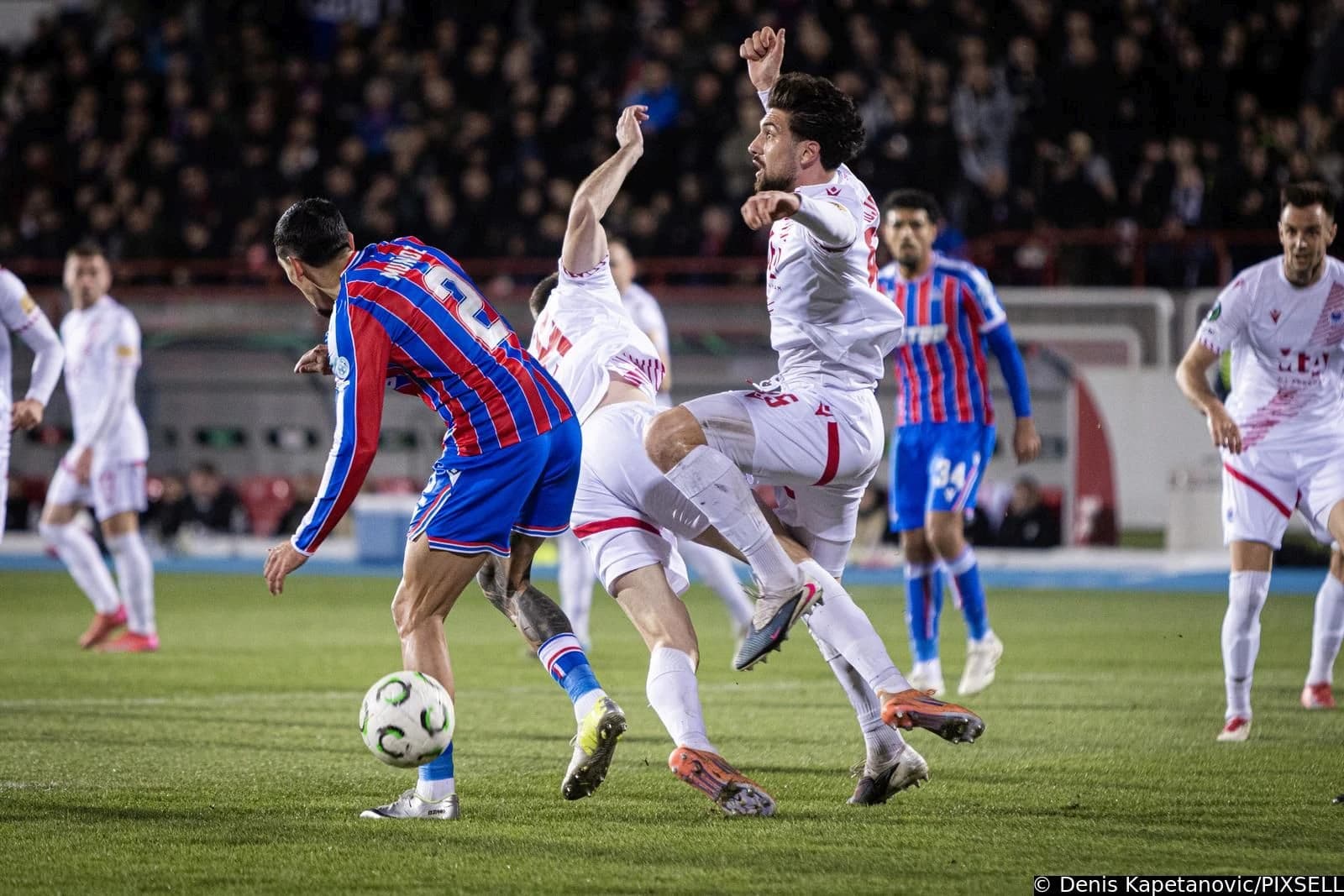 Hrabri Zrinjski zaustavio Crystal Palace u Mostaru
