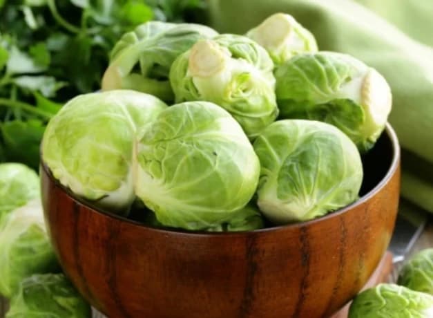Ulje nikako ne ide prvo: Dodajte ovaj začin na početku i salata od kupusa bit će sočnija nego ikad prije