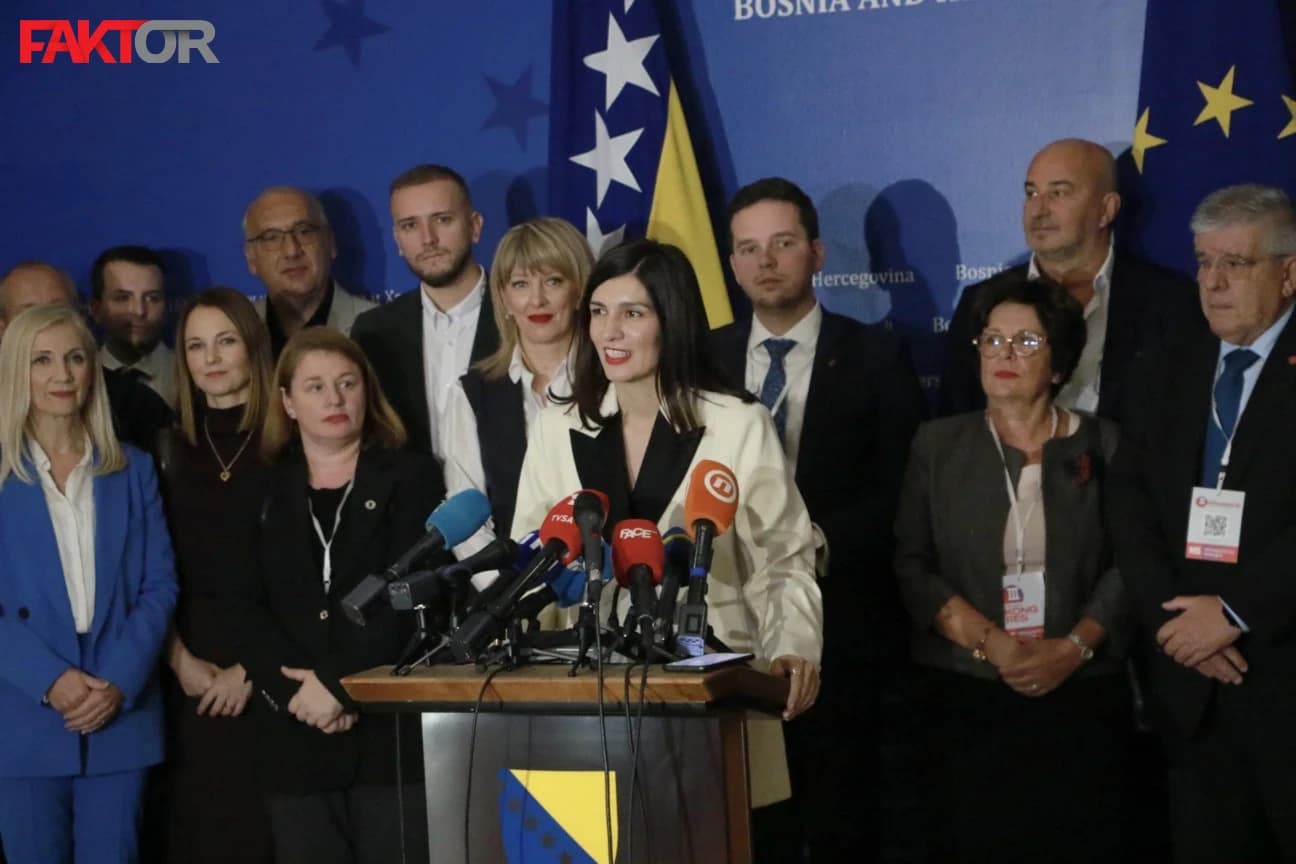 Dok ekonomija puca po šavovima tema su ustaše, četnici i Handžar divizija: Neojugoslavenska kuhinja Naše stranke