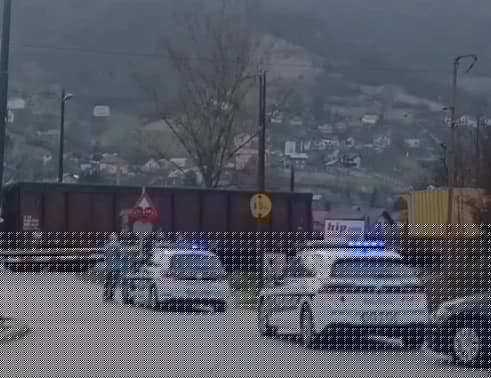 Voz udario dijete na pružnom prijelazu u vogošćanskom naselju Svrake