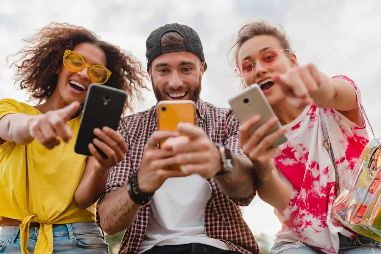 Zašto Gen Z muškarci misle da "žena mora slušati muža"?