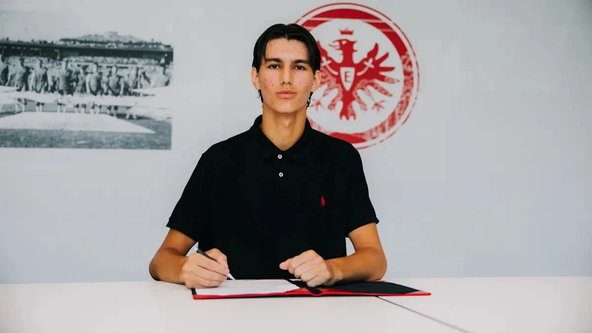 Eintracht iz Frankfurta od danas daje novog reprezentativca BiH