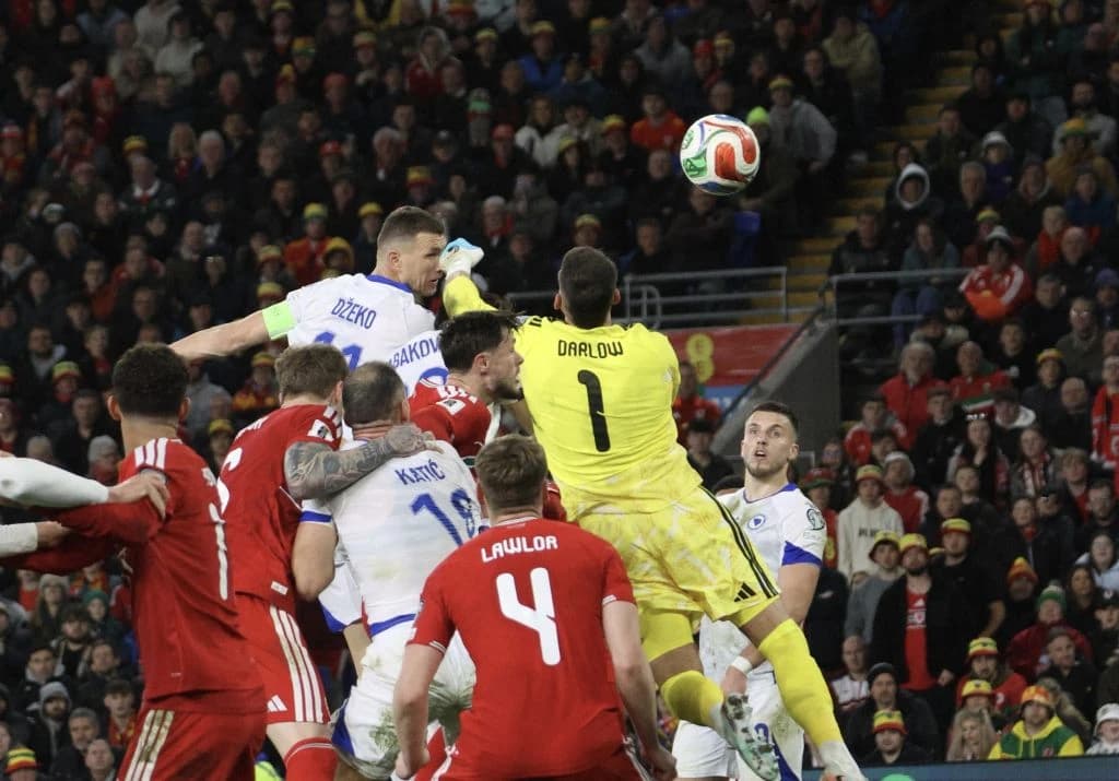 Tonu lađe Velsa: Poslušajte reakciju hrvatskog komentatora nakon što je Džeko utišao Cardiff