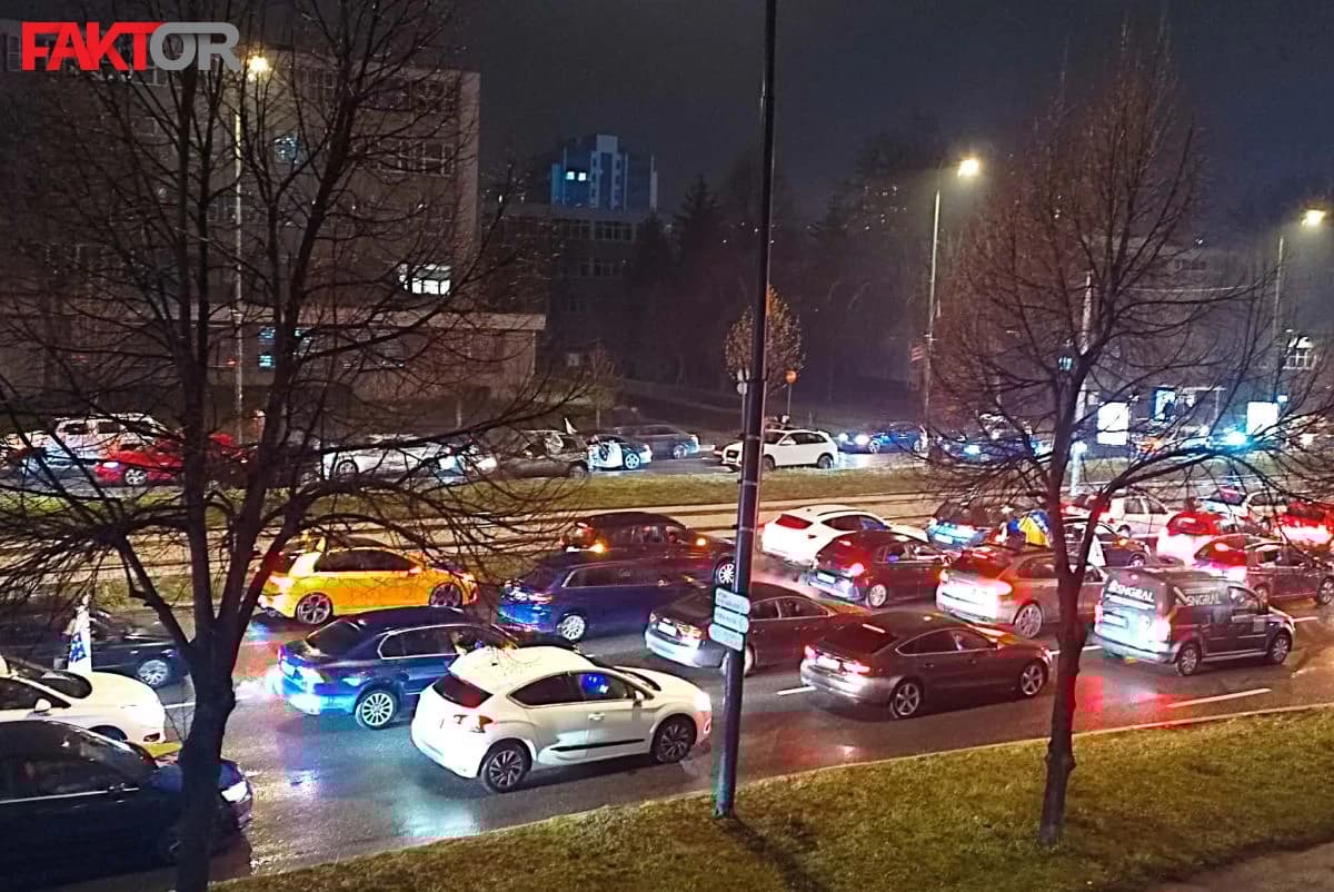 Sarajevske ulice su već zakrčene