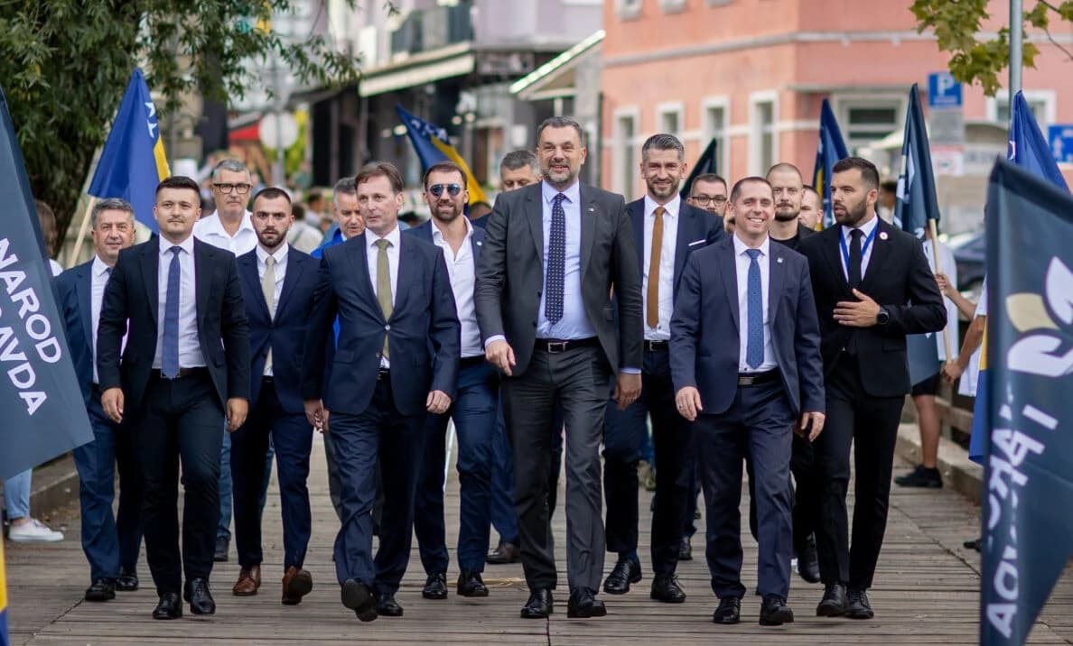 Politički nadrealizam u "Presjeku": Zvizdićevo moraliziranje i Konakovićevo bagerisanje po državi