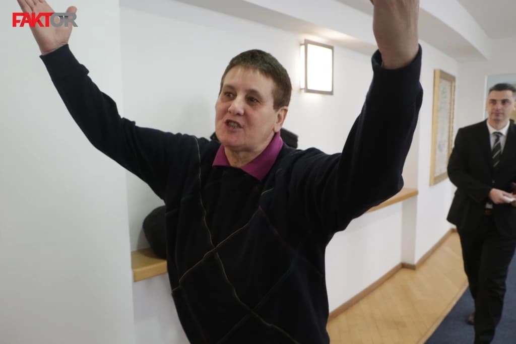 Zastupnici u Sarajevu glasaju o nepovjerenju Vladi KS, stigla i Bibija Kerla