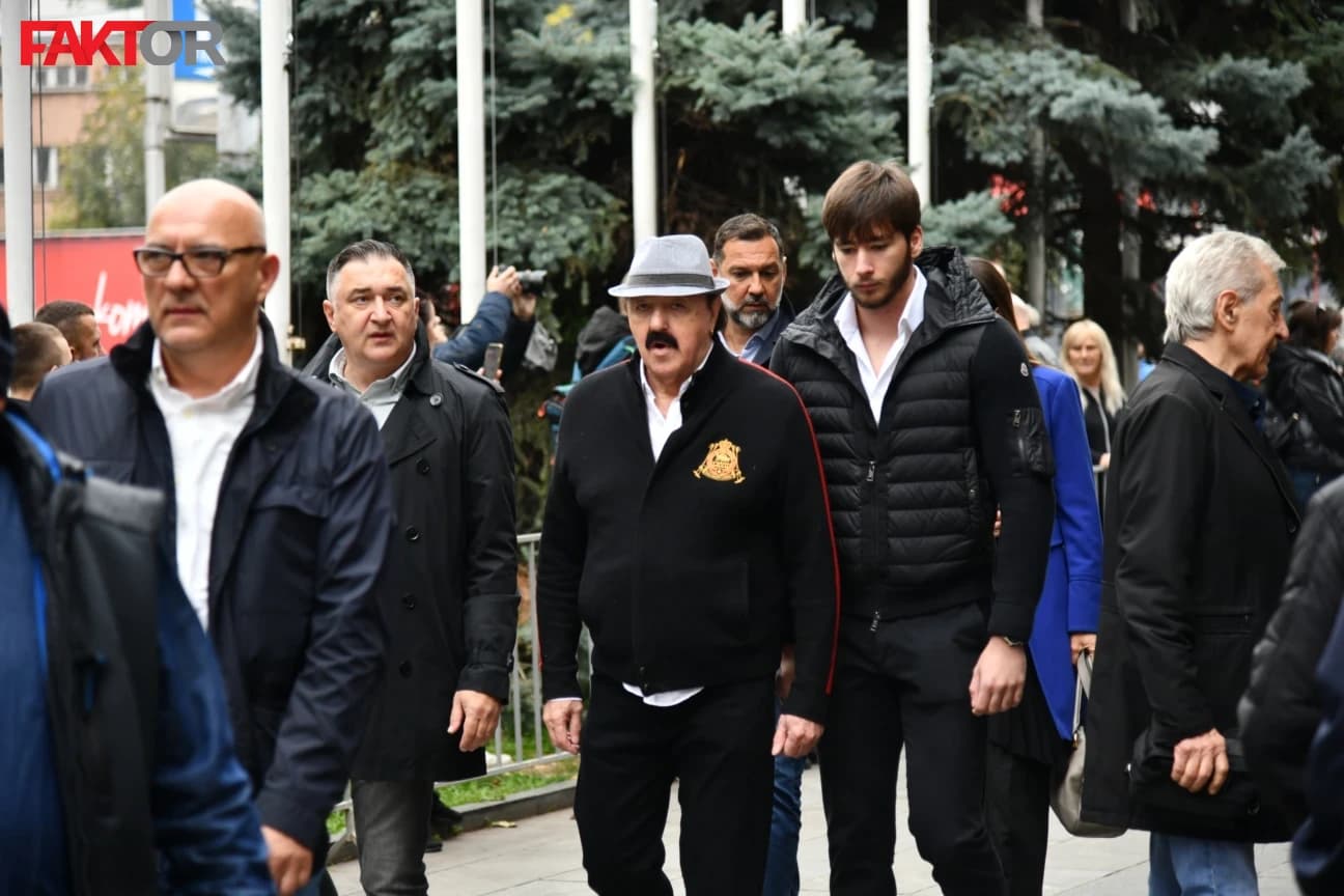 Ovo je djevojka sina Harisa Džinovića, otac mu dao savjet: "Žene se po danu love"