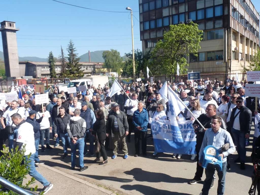 Poruka 3.000 ljudi sa skupa u Zenici: Ne igrajte se sa našim sudbinama