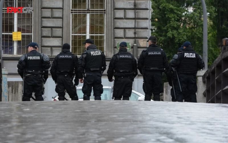 Uvodi se pomoćna policija u Sarajevu, pooštreni kriteriji za dobijanje dozvole za oružje...