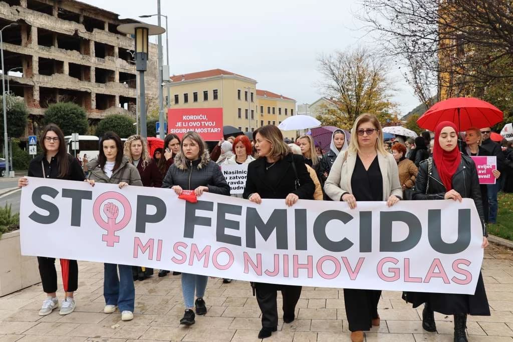 Mogu li se nasilnici sa mjerama zabrane prilaska elektronski nadzirati, je li ministar pravde uradio svoj dio posla?
