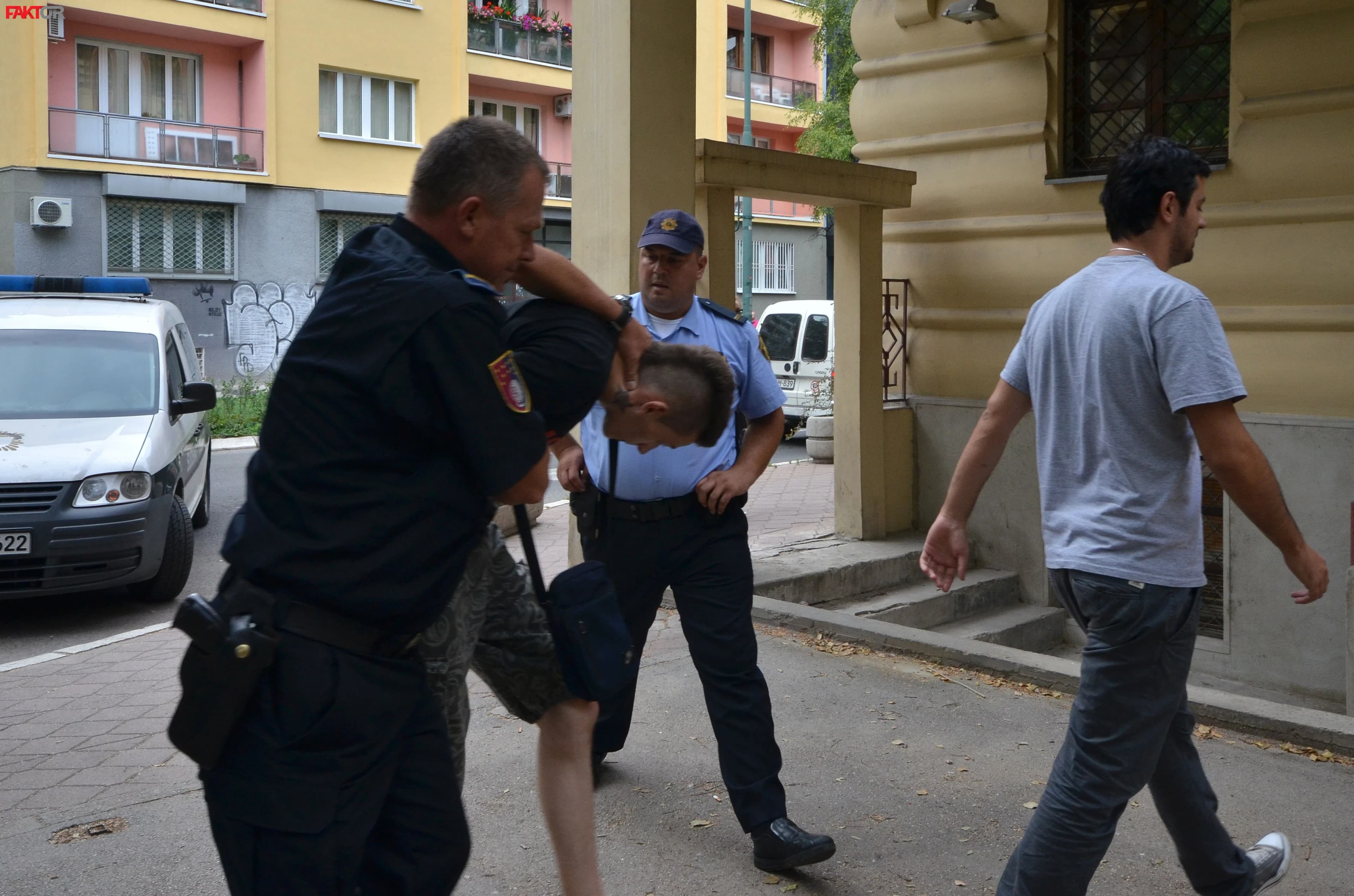 S jednog od ranijih privođenja Medina Kose
