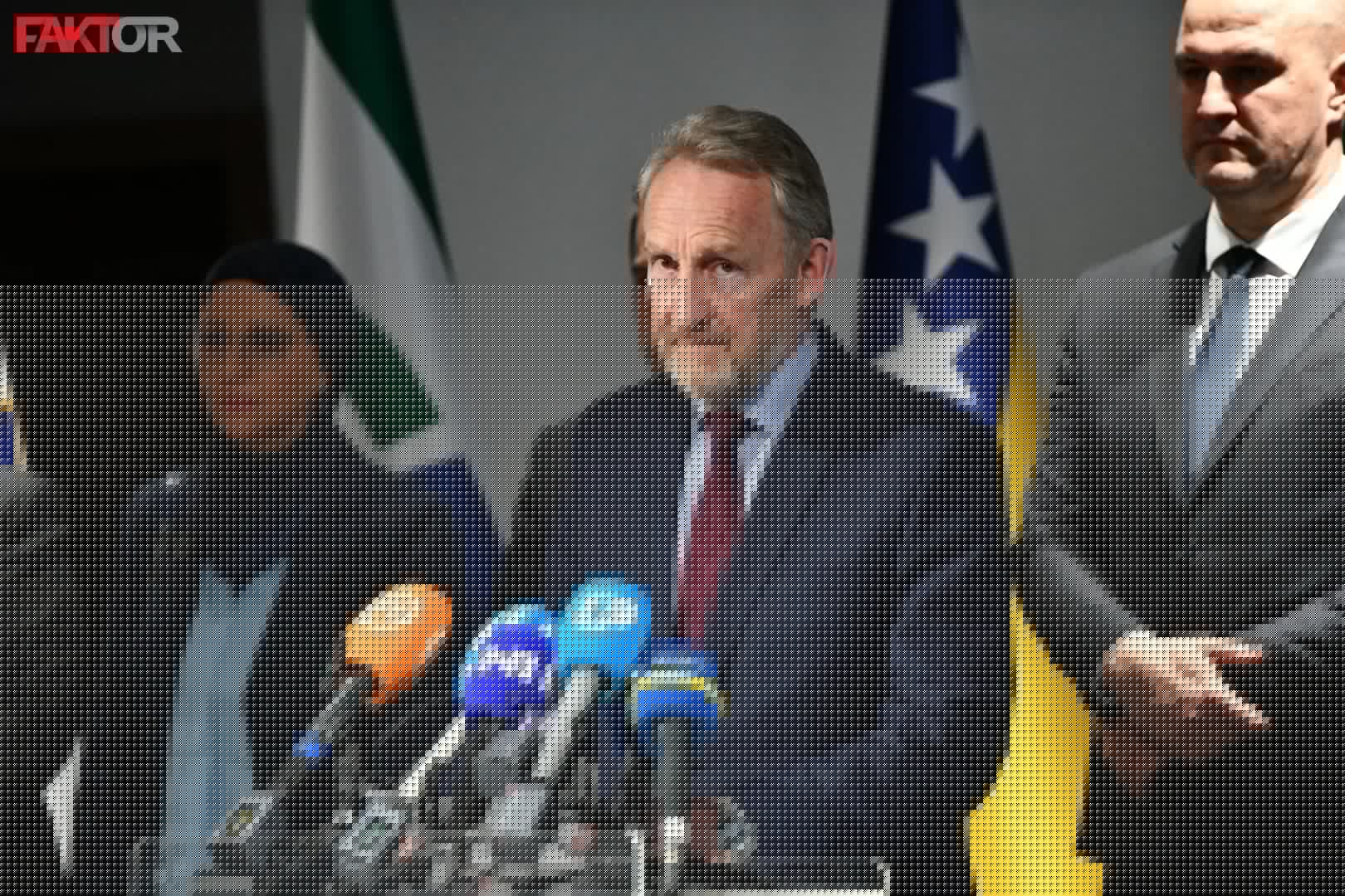 Pratite uživo obraćanje predsjednika SDA Bakira Izetbegovića