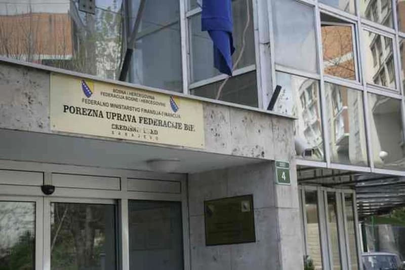 Porezna uprava FBiH u jednom danu izvršila 244 kontrole: Izrečene kazne veće od  1,5 miliona KM